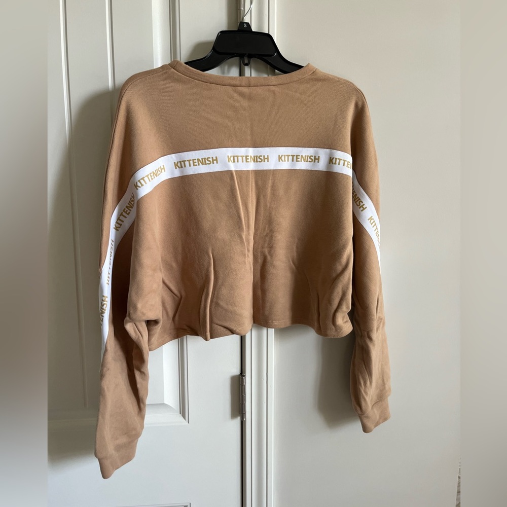 KITTENISH logo tape detail along back!
